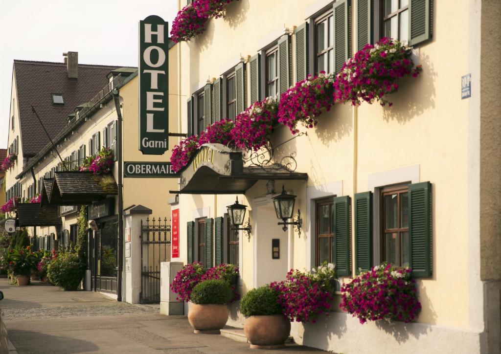 Hotel Obermaier - Tap to explore photos