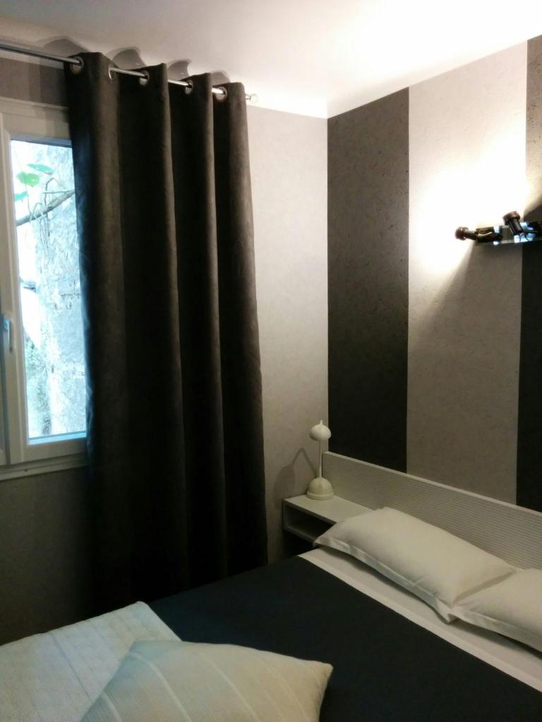 Hôtel Le Cambronne photo 1