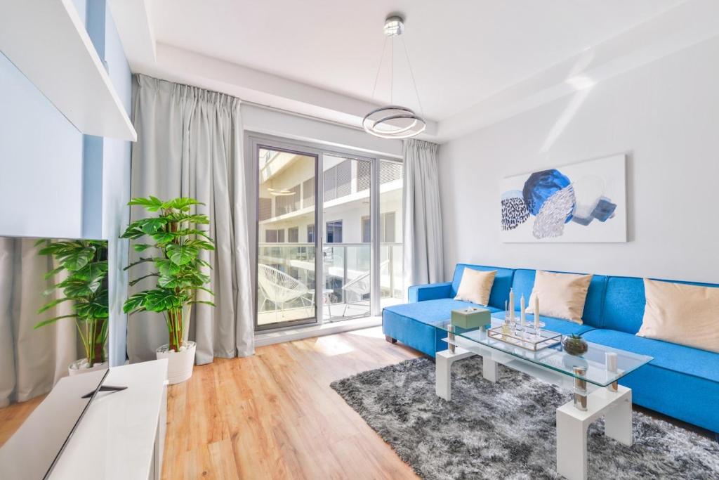 Luxury 1BR Beachfront Apartment Marjan Island photo 3