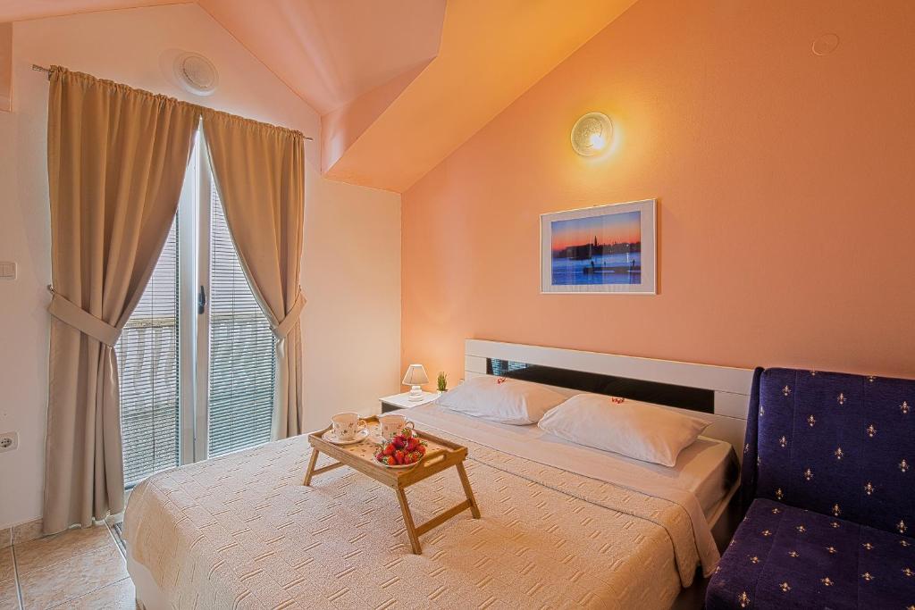 Апартаменты (Апартаменты с 1 спальней и балконом), Budva Inn Guest House