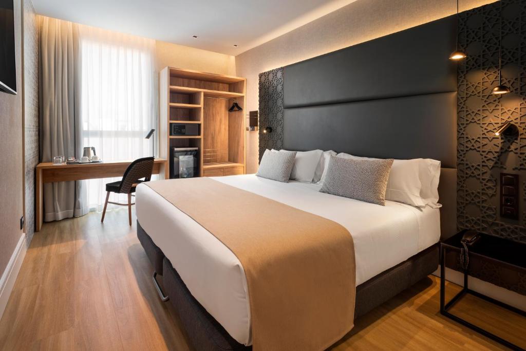 Catalonia Giralda Room Type - Double Room