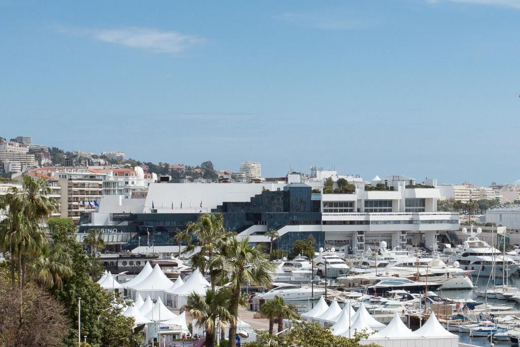 Appartement Carla sea view and Palais Des Festivals photo 2