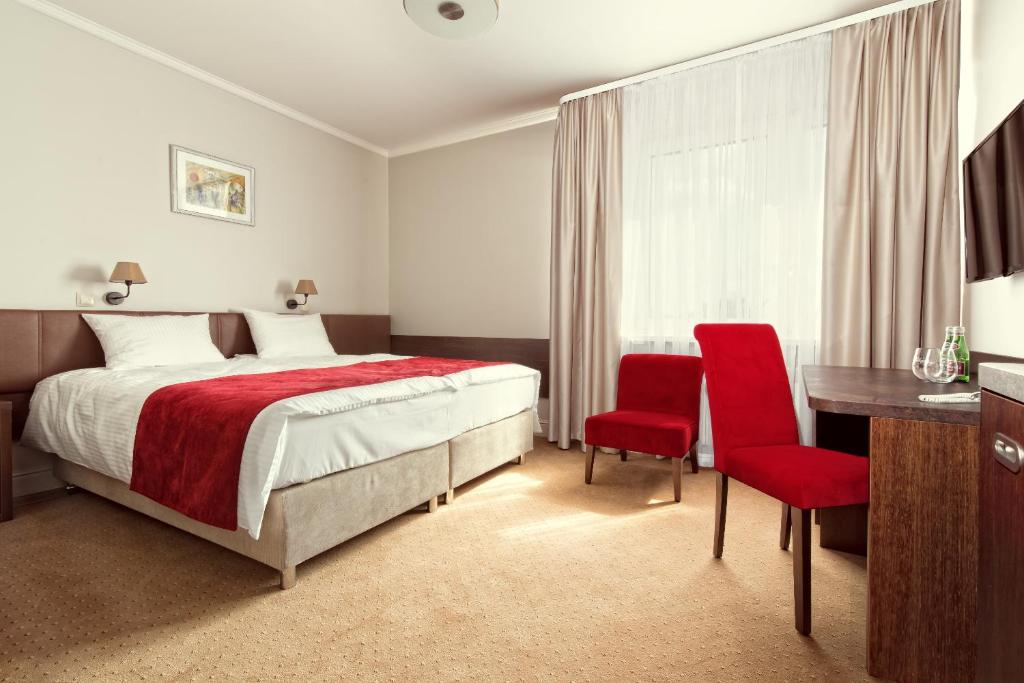 Maestro Inn photo 2