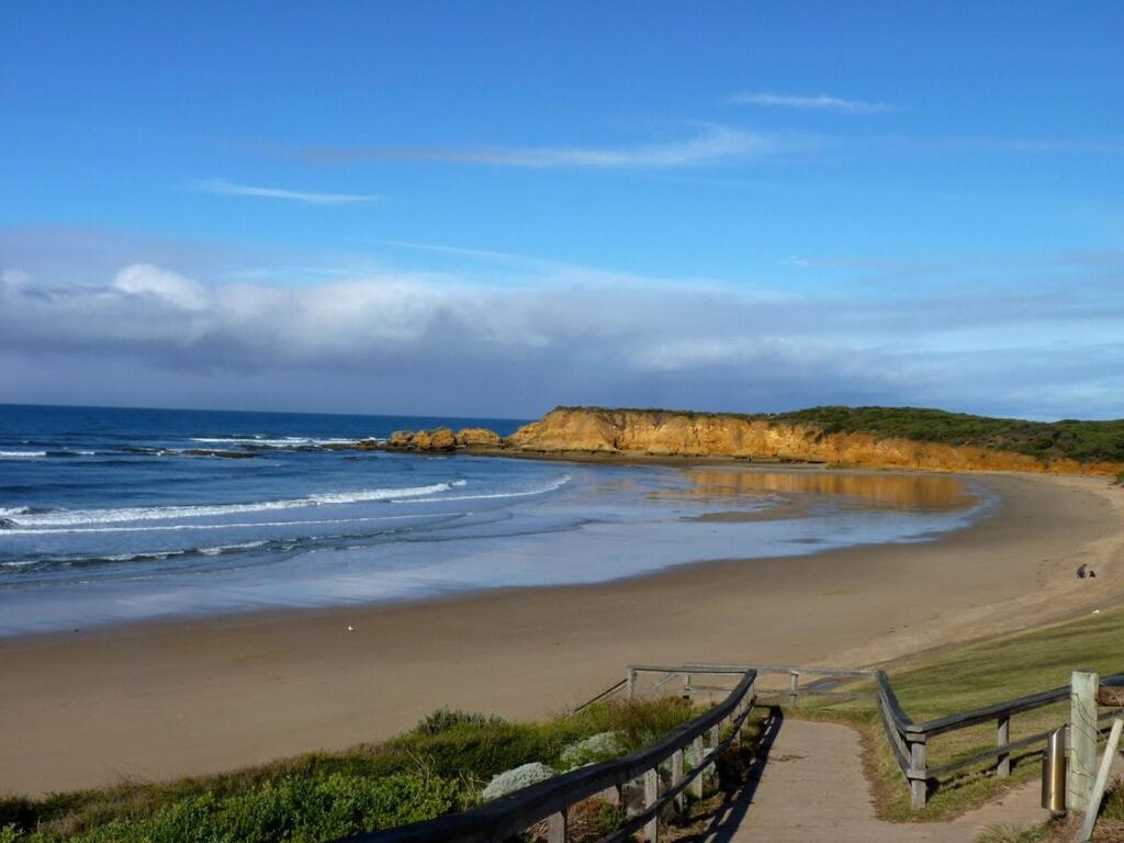 Beachfront Getaway photo 2