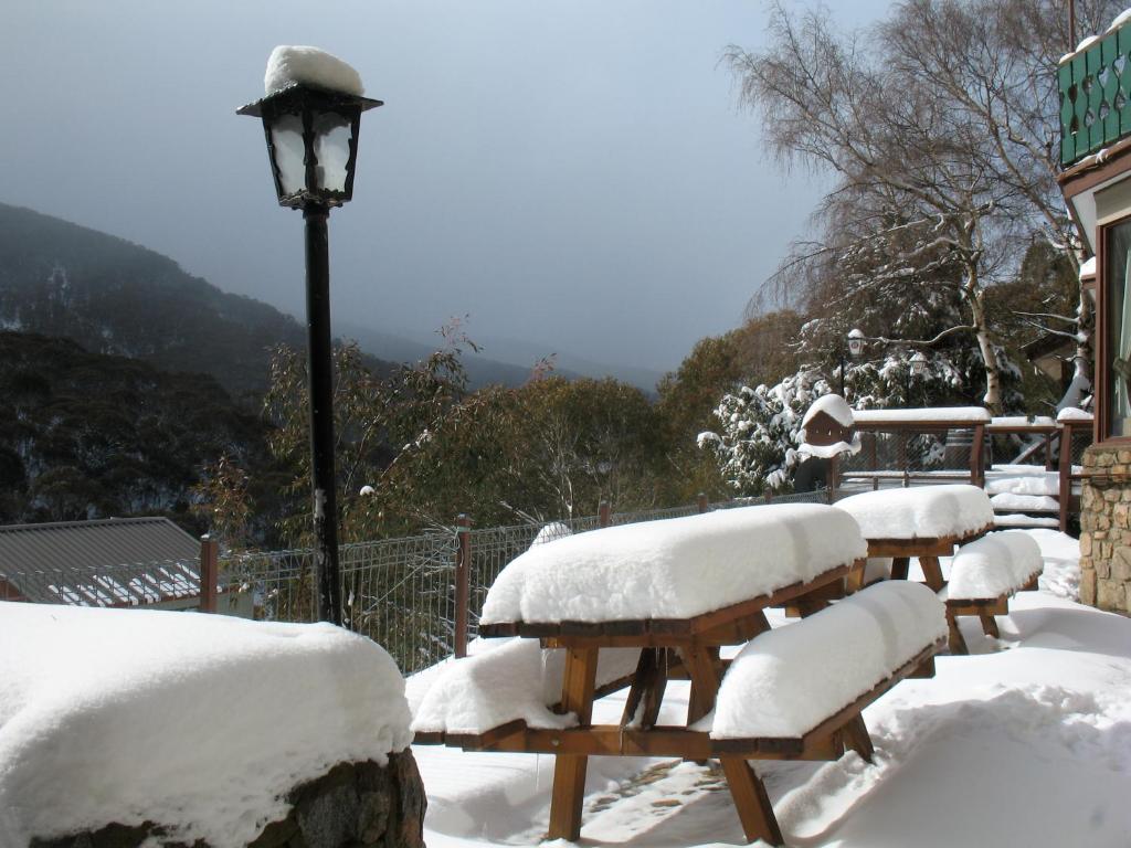 Candlelight Lodge photo 1