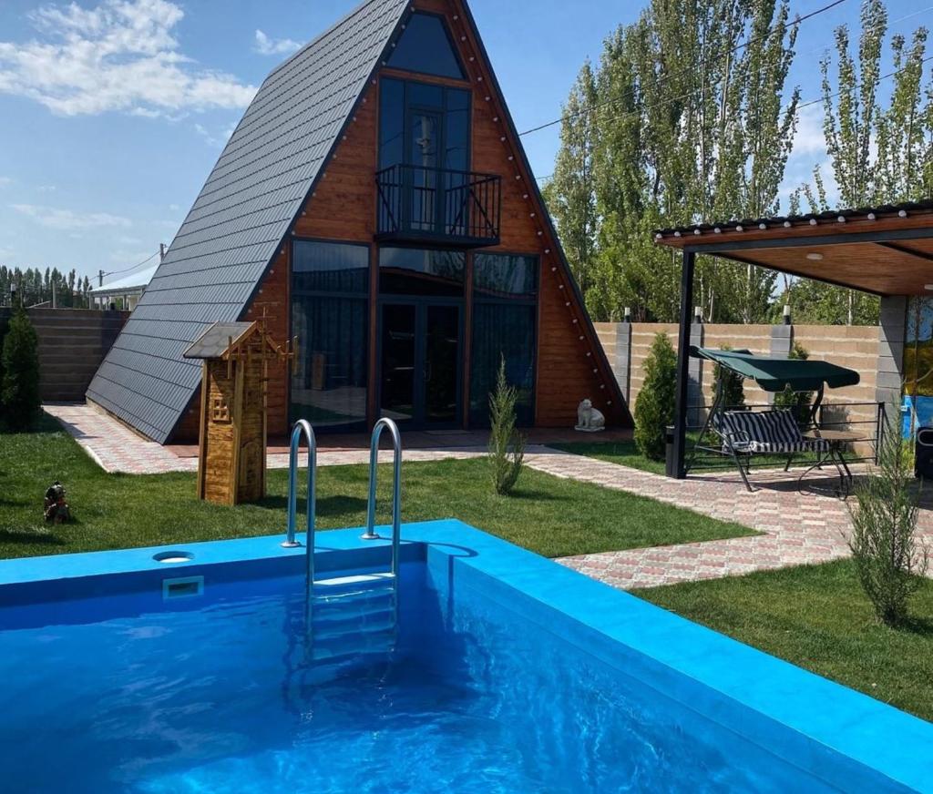 Daily Rent Cottage P016