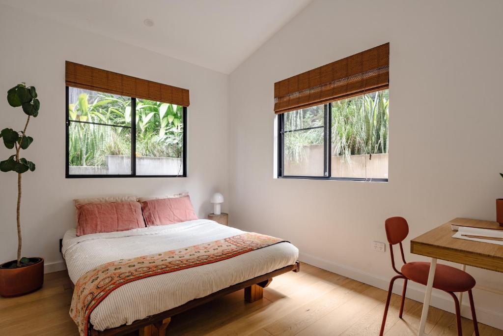 Bangalow Oasis - Artisan home photo 4