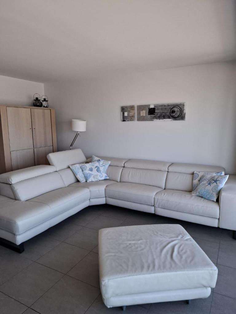 LUXURY APP, frontal sea View + south terrace + garage photo 4