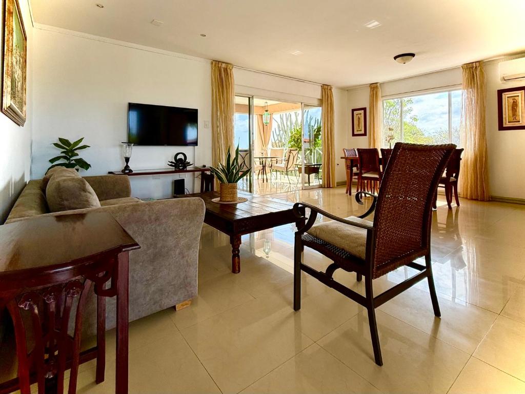 Mila's Authentic Family Getaway Aruba photo 4
