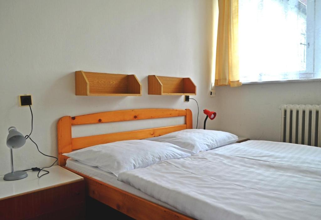 Hotel FIS - Tap to explore photos