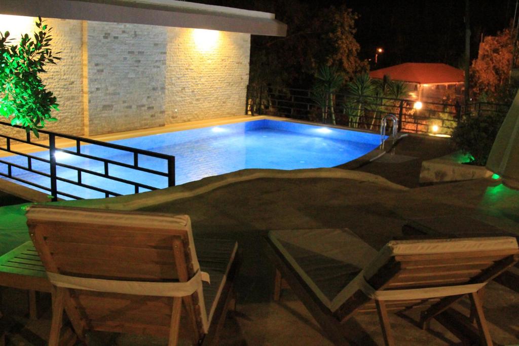 Dardanos Hotel photo 4