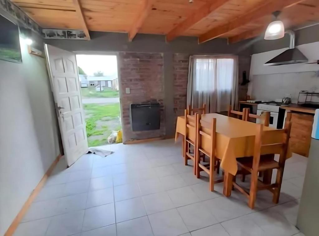 Hermosa Casa Dos Dormitorios a una cuadra de Avenida Belgrano photo 1