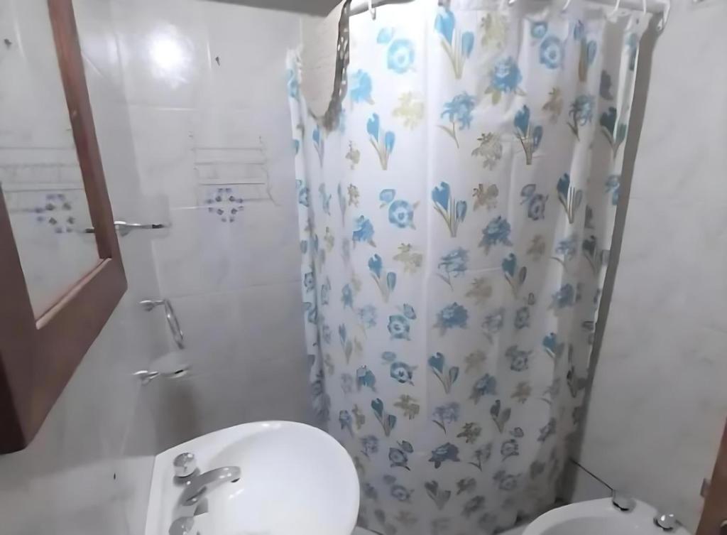 Hermosa Casa Dos Dormitorios a una cuadra de Avenida Belgrano photo 2