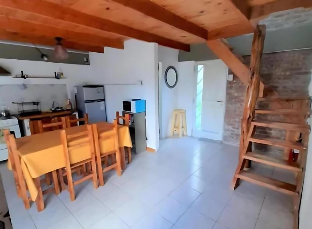 Hermosa Casa Dos Dormitorios a una cuadra de Avenida Belgrano photo 4