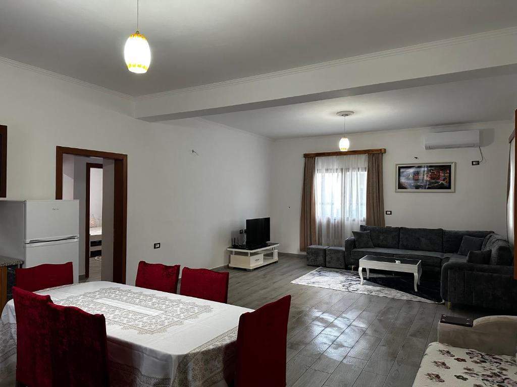 Hotel Bledi photo 2