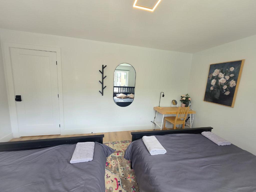 JstLikeHome - Serenity Suites - Tap to explore photos