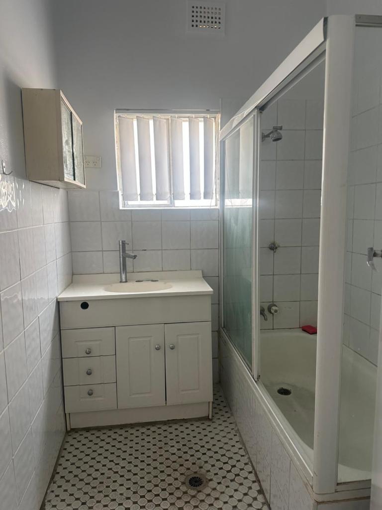 Guest House-Northam Ave photo 4