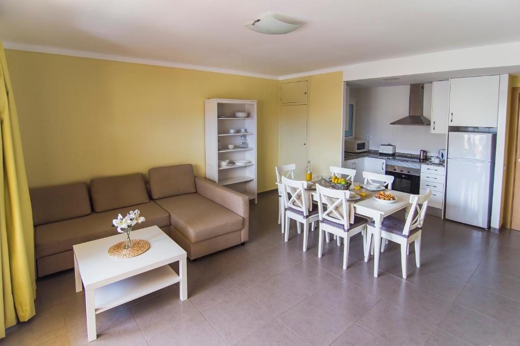 RVHotels Apartamentos El Quijote photo 1