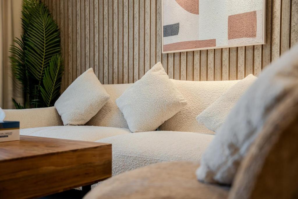 1BR Mamsha Nest with balcony by BlueCloud Holidays photo 3