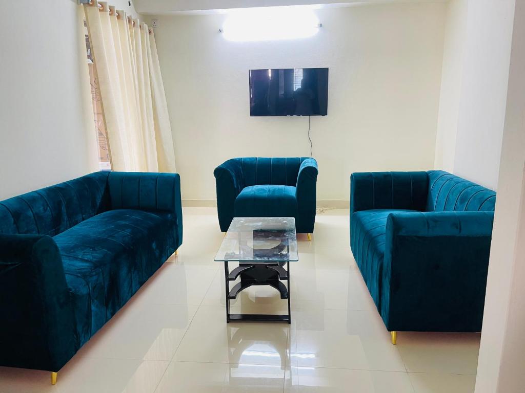 Luxury 1650 Sqft APT in Uttara photo 2