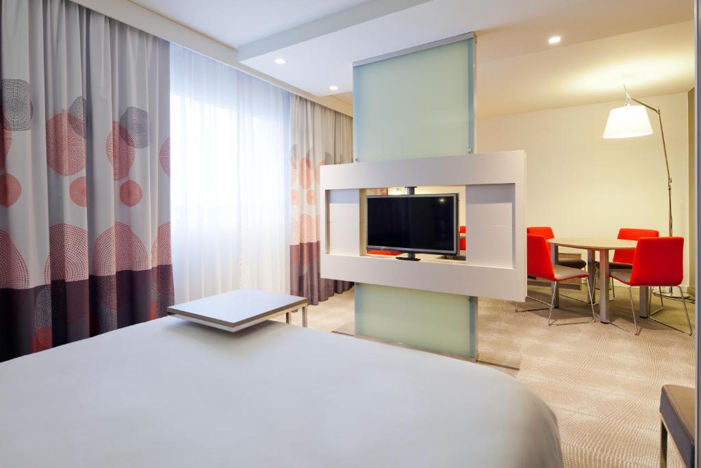 Апартаменты (Полулюкс), Novotel Warszawa Centrum