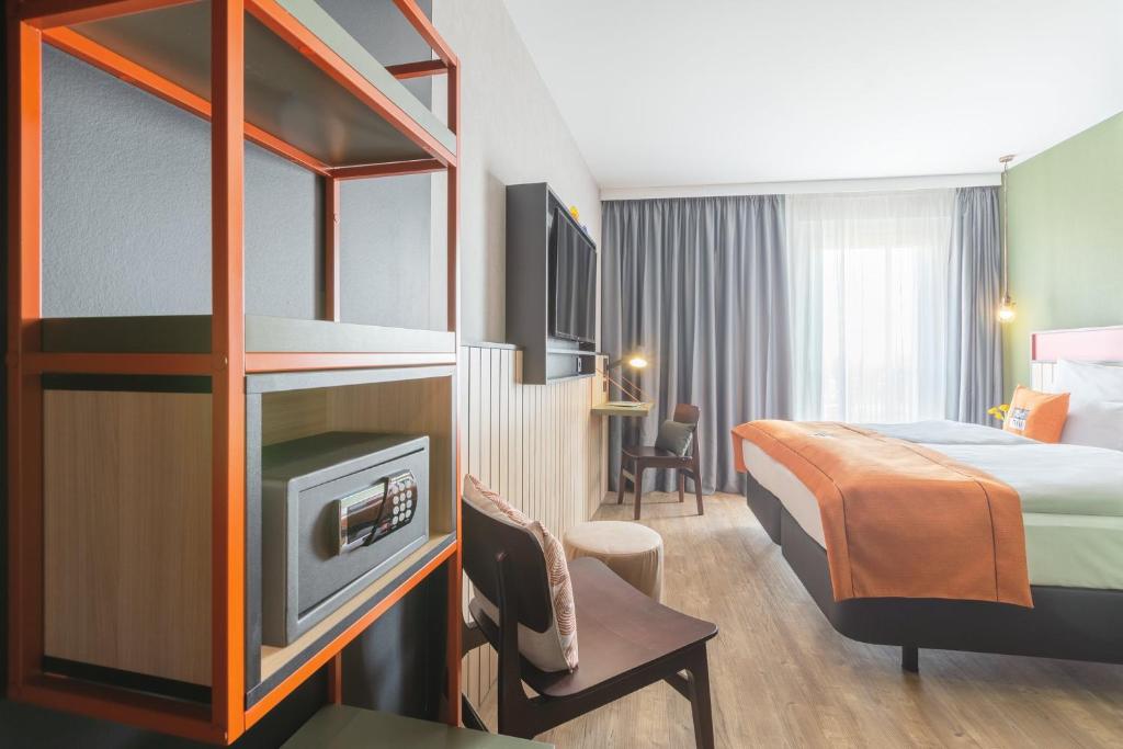 Holiday Inn - the niu, Amity Potsdam by IHG - Tap to explore photos