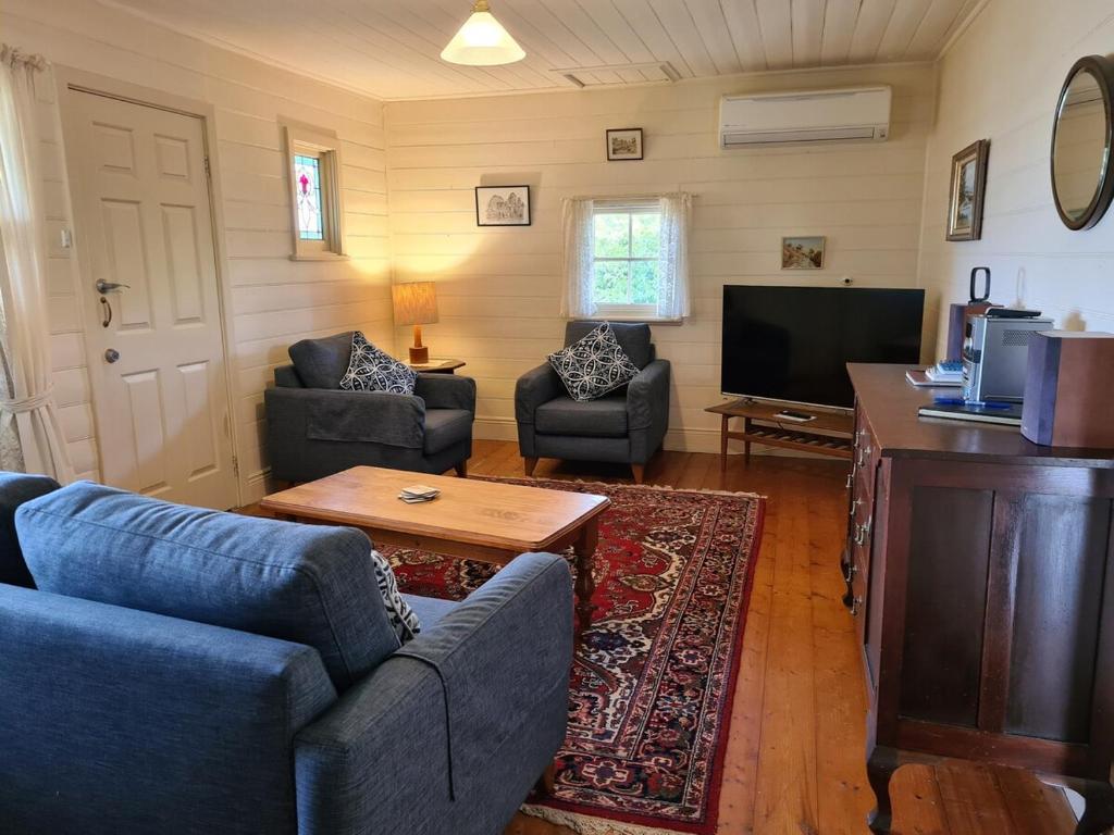 Schoolhouse Cottage - American River photo 1