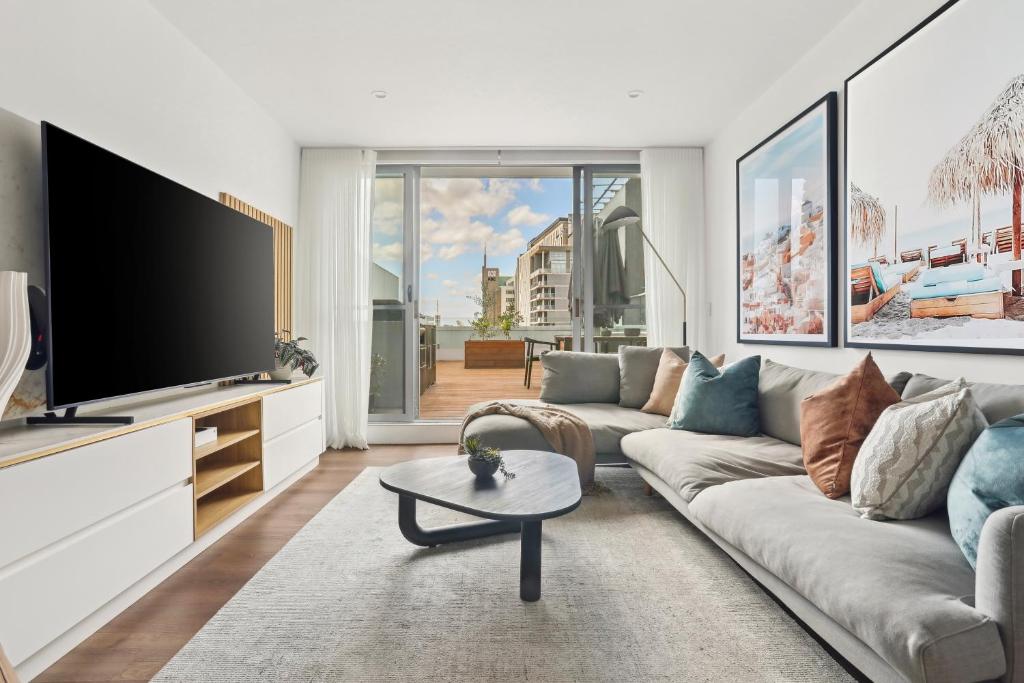 Chippendale Oasis - 3 Bed Penthouse with Terrace photo 1