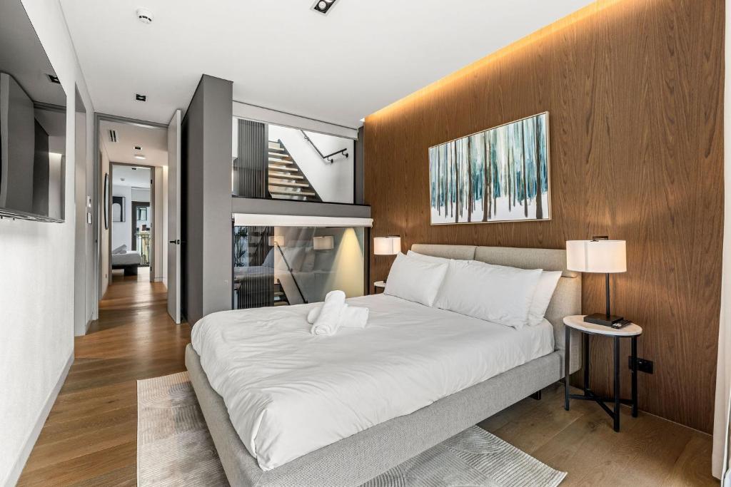 Architect Designed Pyrmont Home for 10 People photo 1