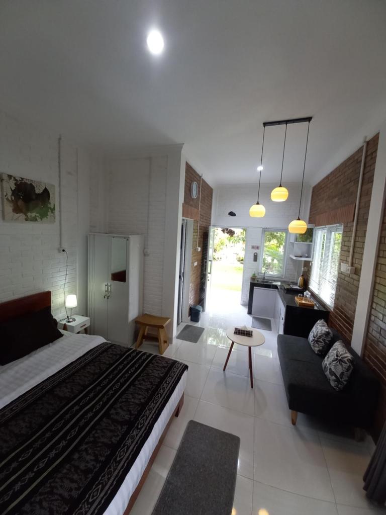 Guest House T