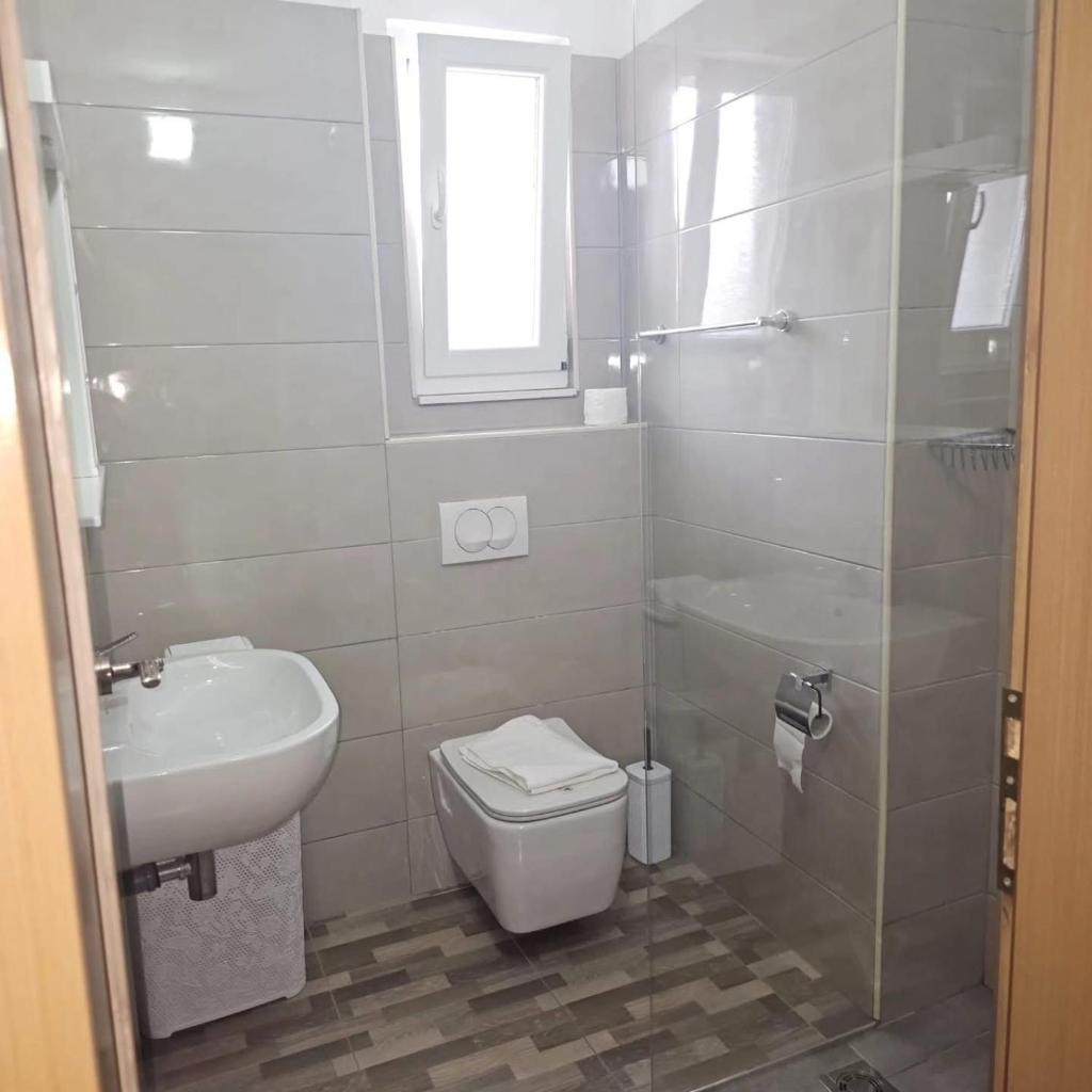 Hotel Albani photo 1