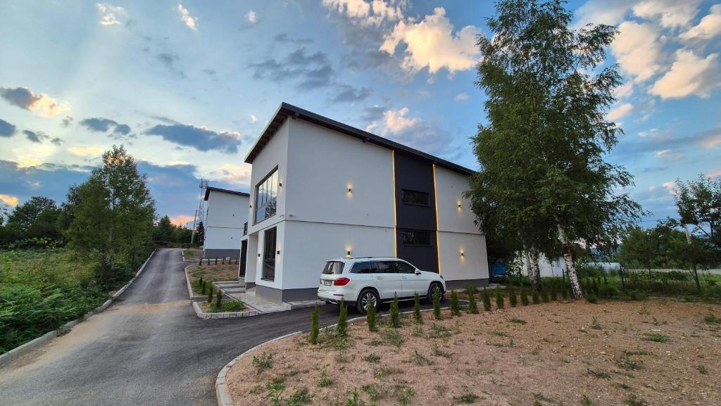Tarcin Luxury Villas photo 1