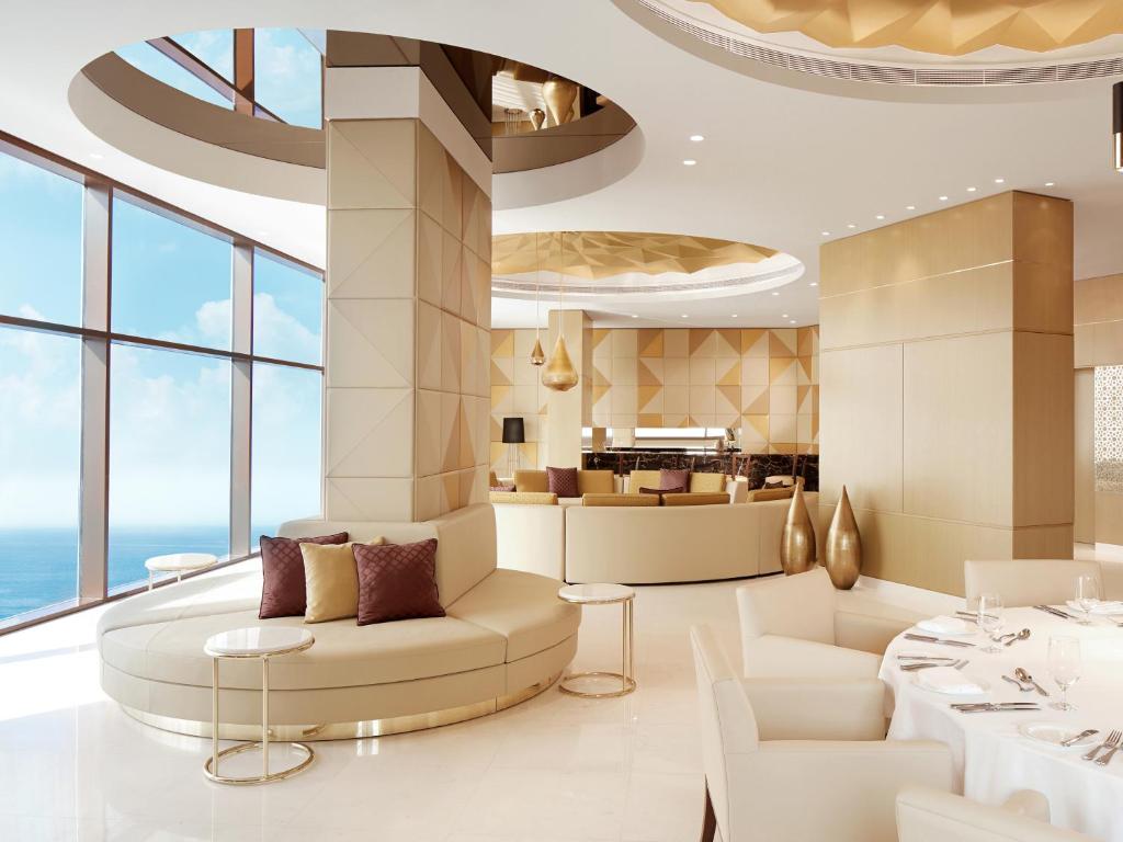 Сьюит (Люкс в пентхаусе), Курортный отель Fairmont Ajman