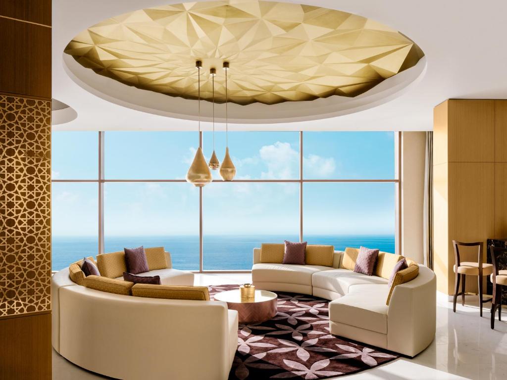 Сьюит (Люкс в пентхаусе), Курортный отель Fairmont Ajman