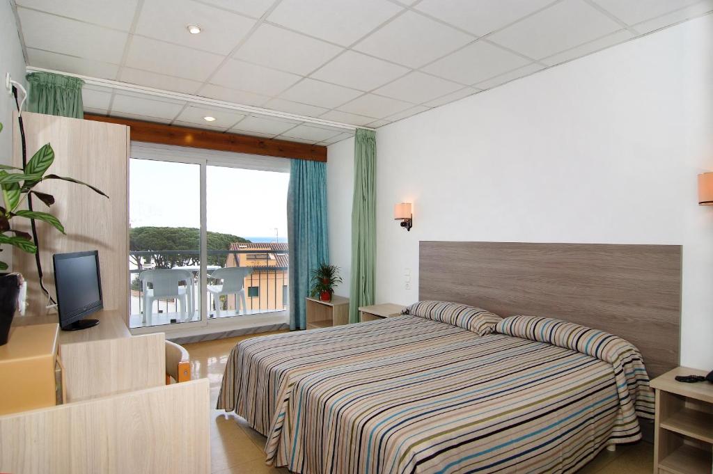 Hotel Port-Bo photo 2