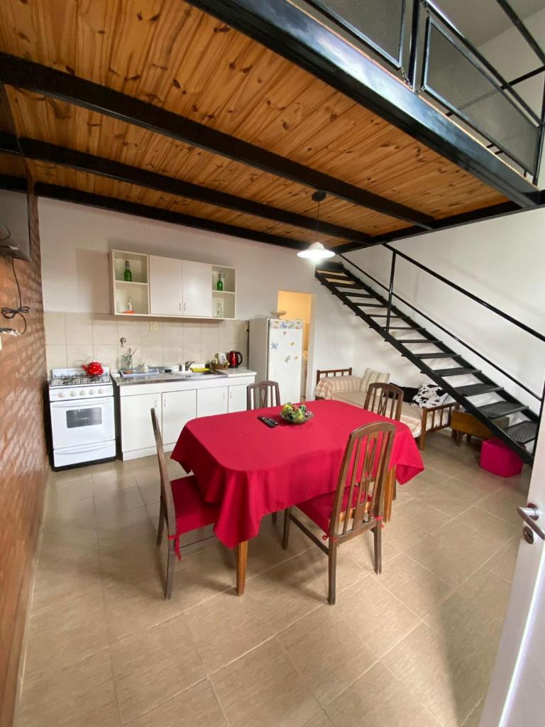Departamento en Crespo 3840