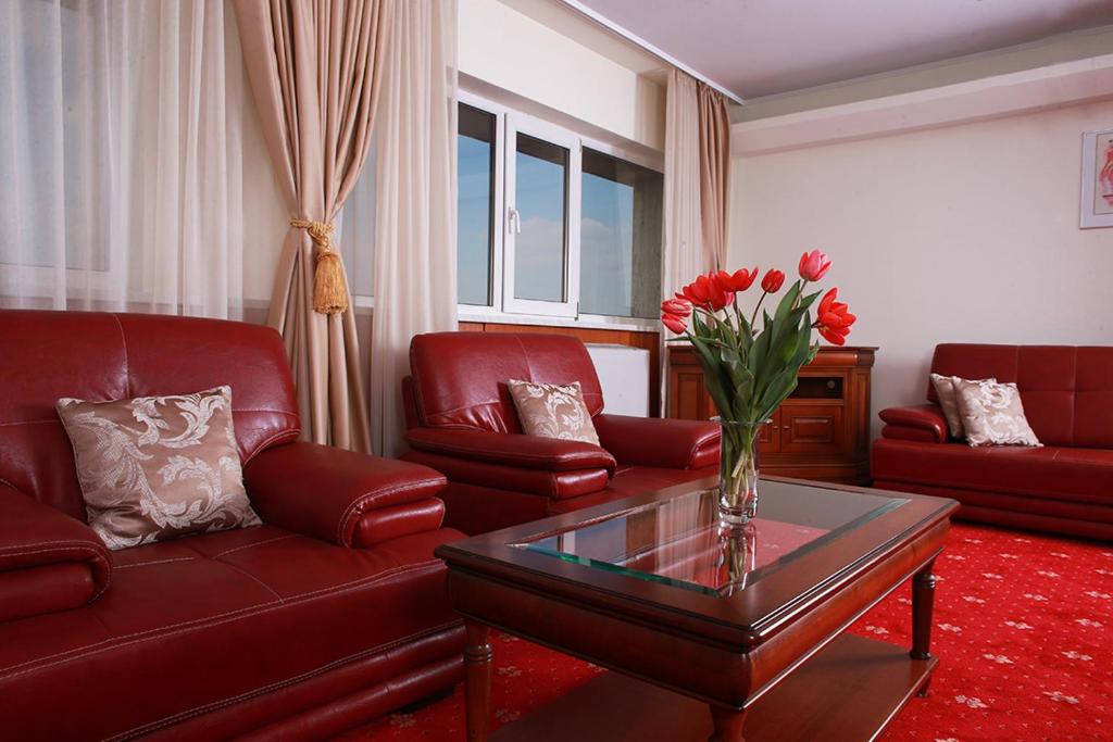 Сьюит (Люкс с 1 спальней), Hotel Moldova