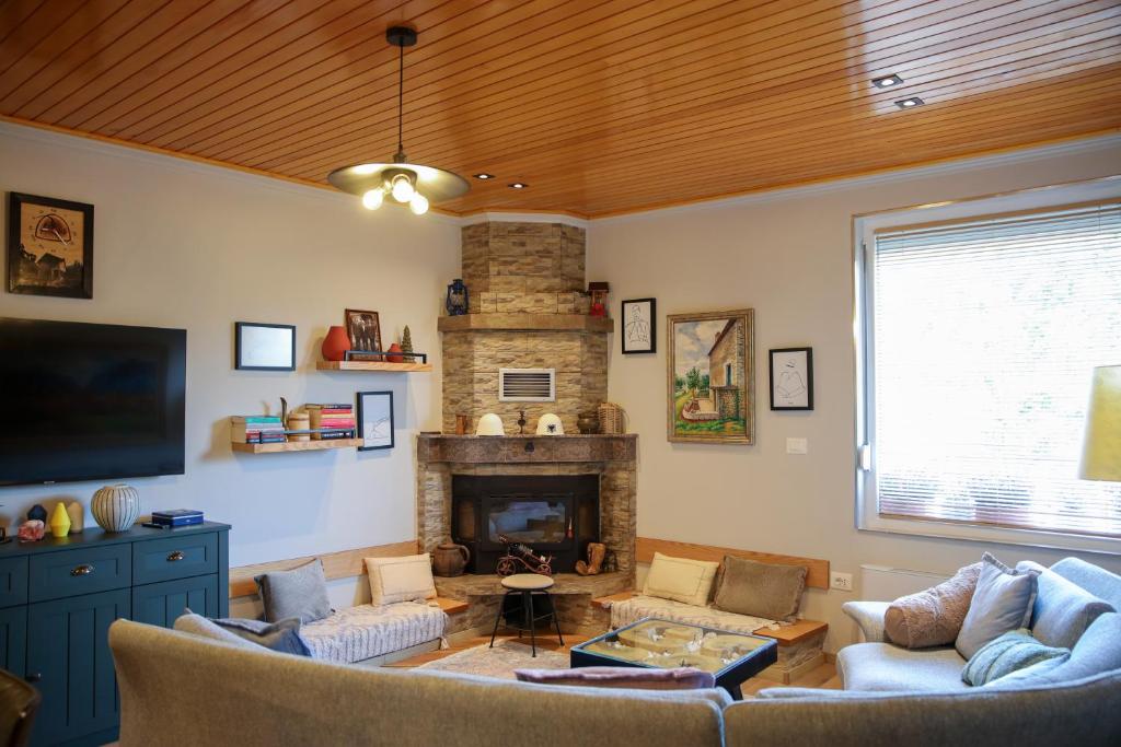 Plis Bujtina - Guesthouse photo 2