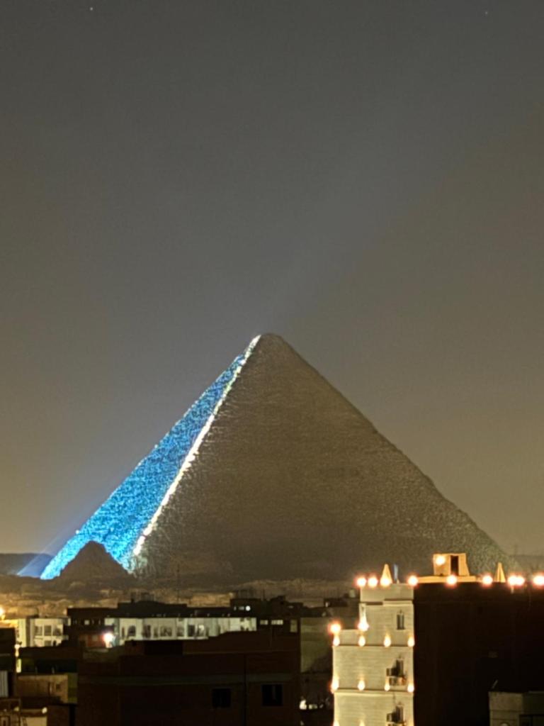 Giza Pyramids View Apartment - Tap to explore photos