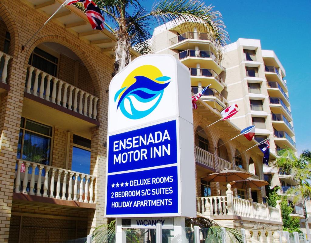 Ensenada Motor Inn and Suites photo 1