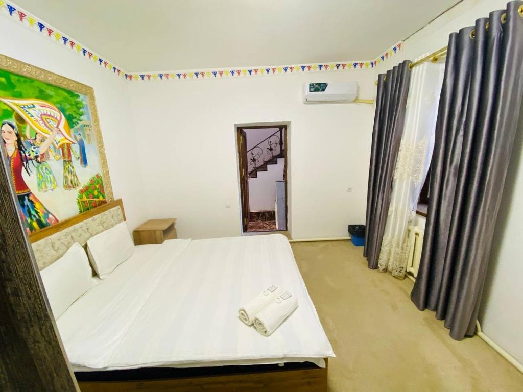 Afsona guest house - Tap to explore photos