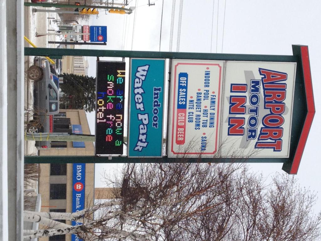 Airport Motor Inn photo 2