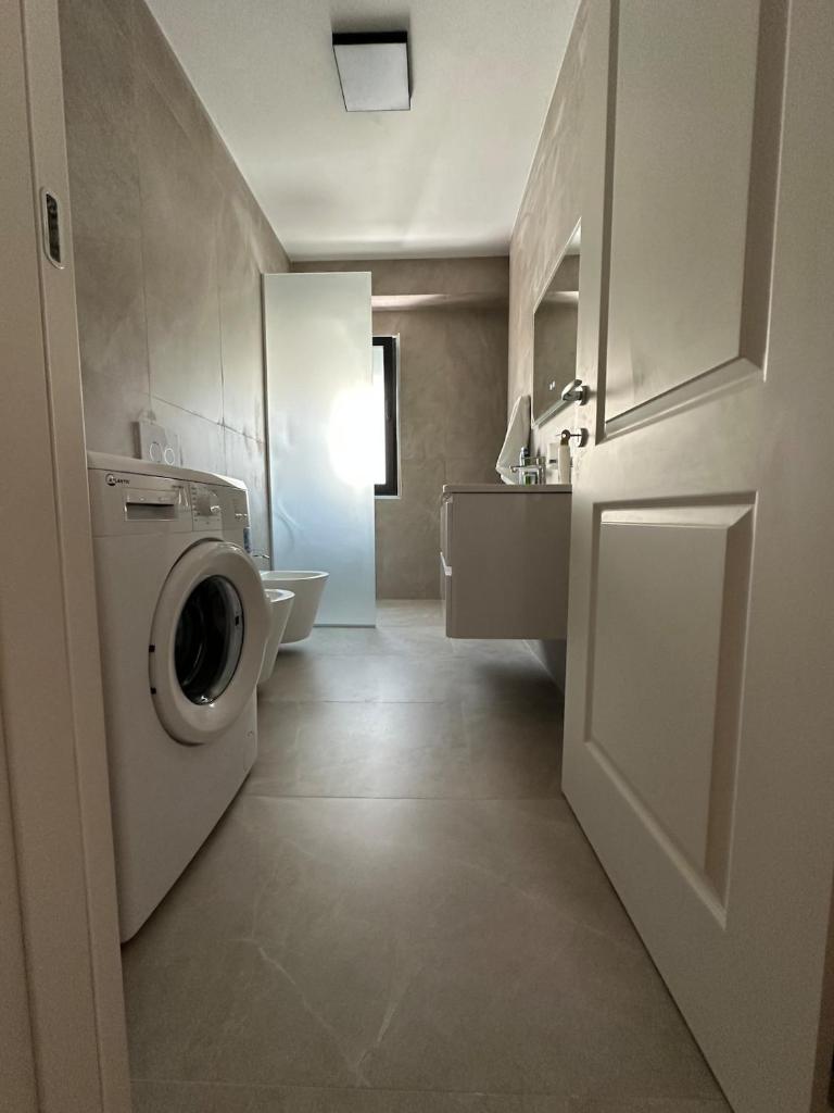 Aurela Apartment 1 photo 3