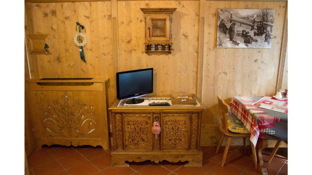 Cristallo & Faloria Suite Apartments photo 3