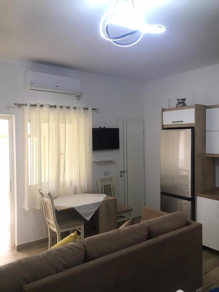 Cozy Riverside Apartment photo 3