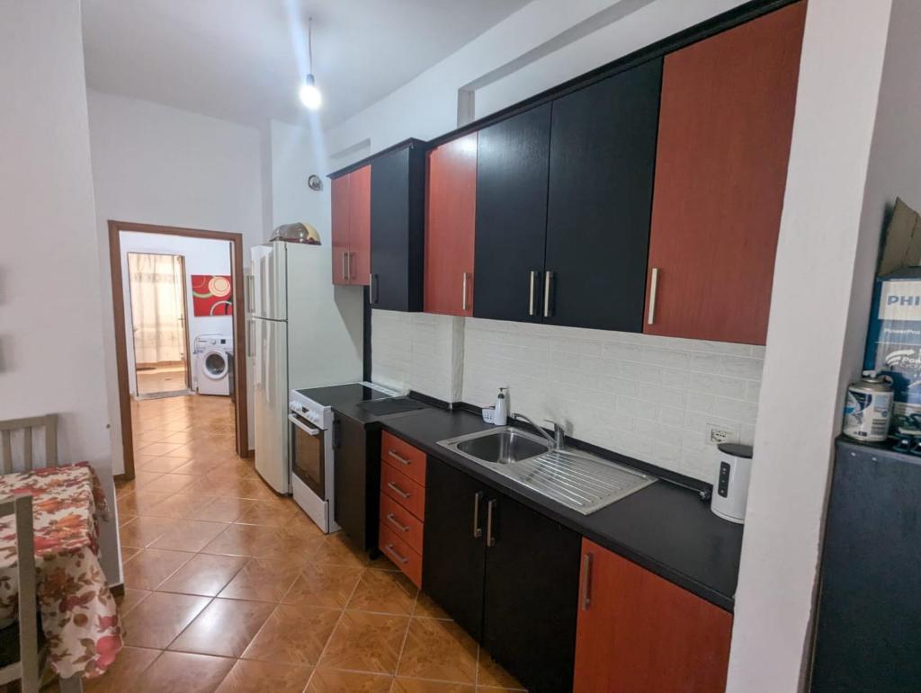 Friend & Family Apartment photo 1