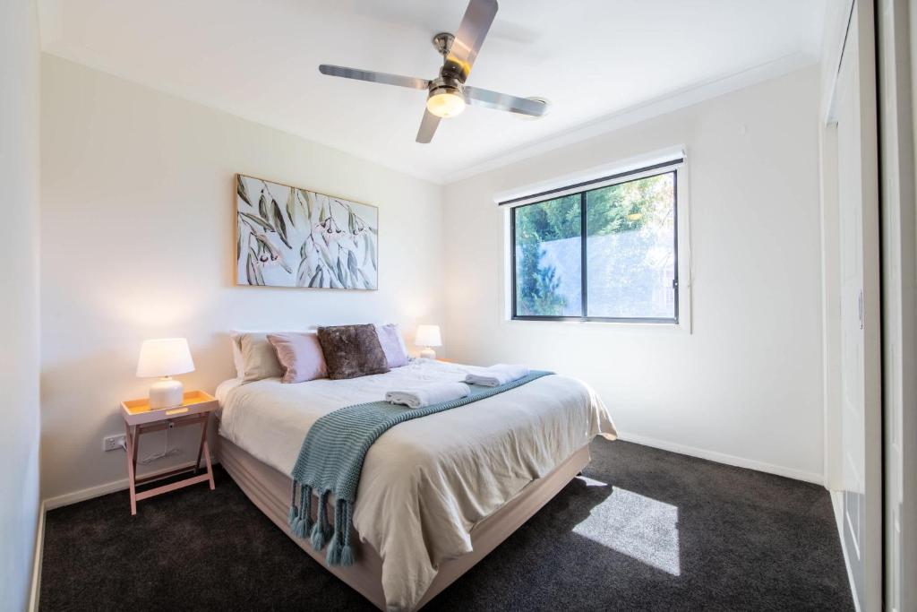 Lakeside Haven - Homely Charm Close to Dubbo Zoo photo 1
