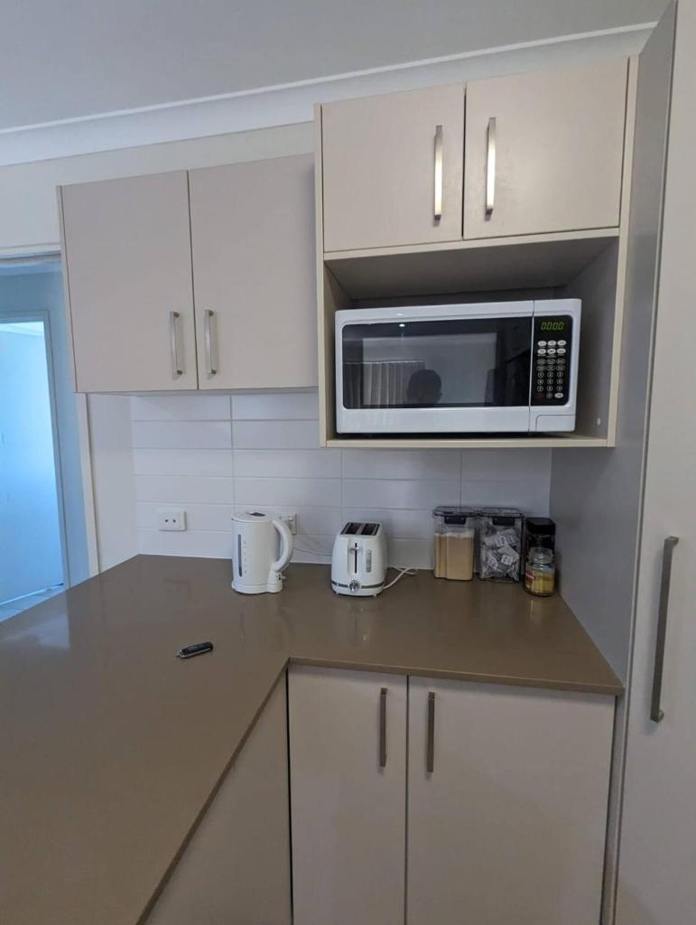 Christas Four Bedroom House photo 3