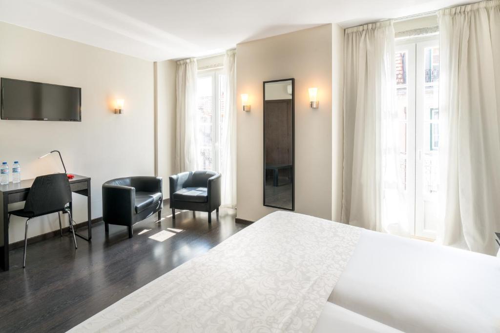 Двухместный (Классический двухместный номер с 1 кроватью), Rossio Garden Hotel