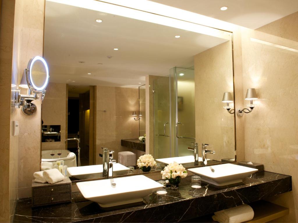 Crowne Plaza Shanghai Noah Square Room Type - One-Bedroom King Suite